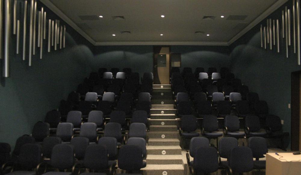 Conforto acústico no auditório do hospital
